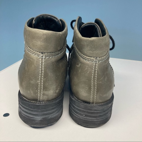 JOSEF SEIBEL Sz 38 Grey Distressed  Lace Up Ankle Booties - Picture 6 of 9